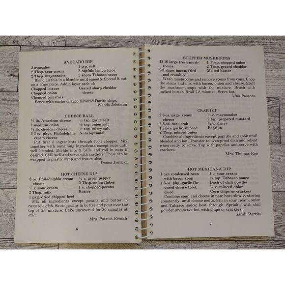 Wall Drug Store Cafe COOKBOOK South Dakota VTG 1980s Souvenir Pecan Rolls Recipe - Picture 5 of 11